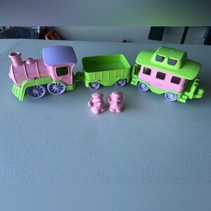 Green toys 6 pc train set